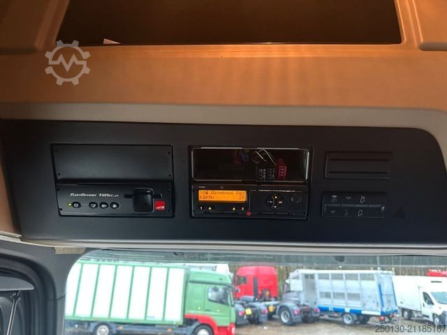 Volumen SZM MERCEDES-BENZ Actros 1845 Euro6 4x2 Voll-Luft