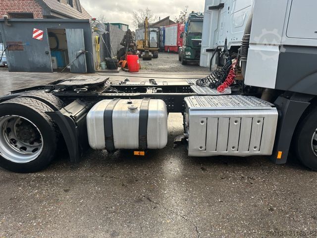 Volume tractor unit MERCEDES-BENZ Actros 1845 Euro6 4x2 Voll-Luft