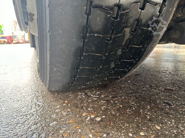 Volume tractor unit MERCEDES-BENZ Actros 1845 Euro6 4x2 Voll-Luft