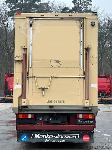 Viehtransporter LKW MERCEDES-BENZ Actros 2548 L 6x2 3.Stock Menke Hubdach 50m²