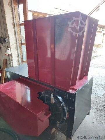 Chipper with only 280 operating hours Rösler MHR 630
