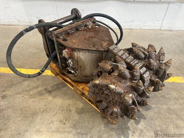 Simex TF 800 Felsfräse / Fräse / SW48 / 2007 / lagernd Simex TF 800 Felsfräse / Fräse / SW48 / 2007 / lagernd