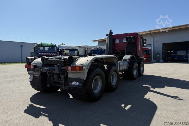 Roll-off tipper truck Mercedes-Benz Actros 4143 8x8 LOF Geräteträger
