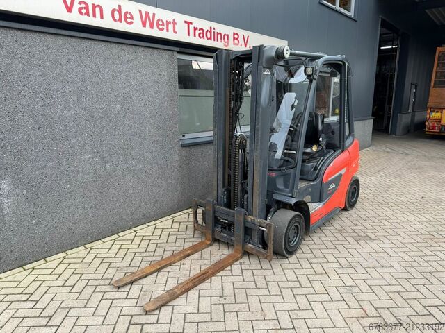 Linde H25D-01 Triplex 470 Freelift / Seitenschieber Deutz Diesel 2020 LINDE H25D-01 Triplo 470 Freelift / Sideshift Deutz Diesel 2020