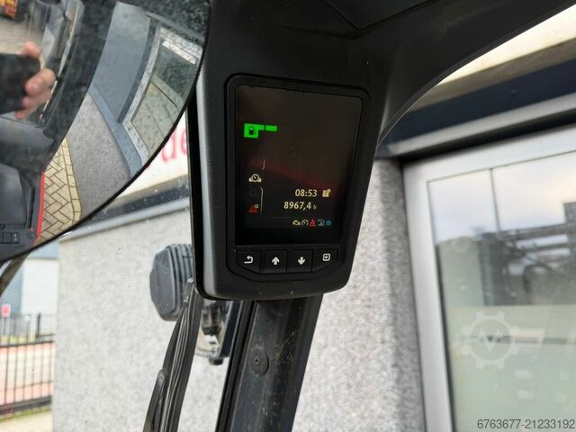 Linde H25D-01 Triplex 470 Freelift / Seitenschieber Deutz Diesel 2020 LINDE H25D-01 Triplo 470 Freelift / Sideshift Deutz Diesel 2020