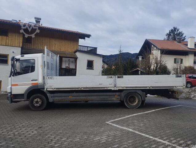 Pritschenwagen mercedes benz 824 L Atego Pritsche