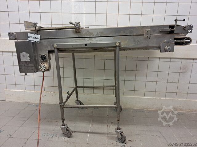 Ausrollmaschine für Brezeln und Baguettes  