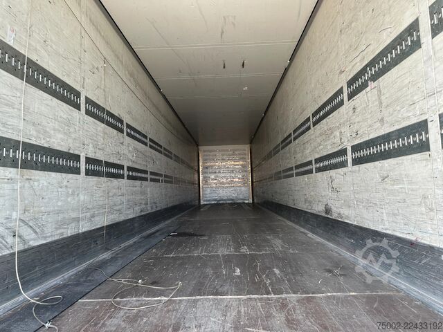 Koffer Schmitz Cargobull SKO 24 SKO24 / SAF DISC / 2x LIFTAXLE / GALVANI...