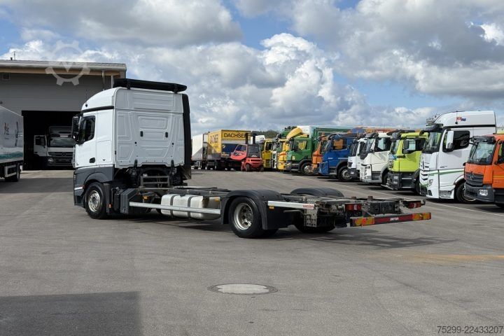 Wechselfahrgestell LKW Mercedes-Benz Actros 1842 BDF / Swiss-Vehicle