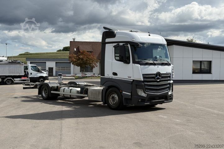 Wechselfahrgestell LKW Mercedes-Benz Actros 1842 BDF / Swiss-Vehicle