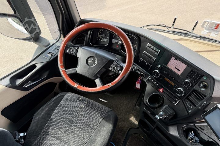 Wechselfahrgestell LKW Mercedes-Benz Actros 1842 BDF / Swiss-Vehicle