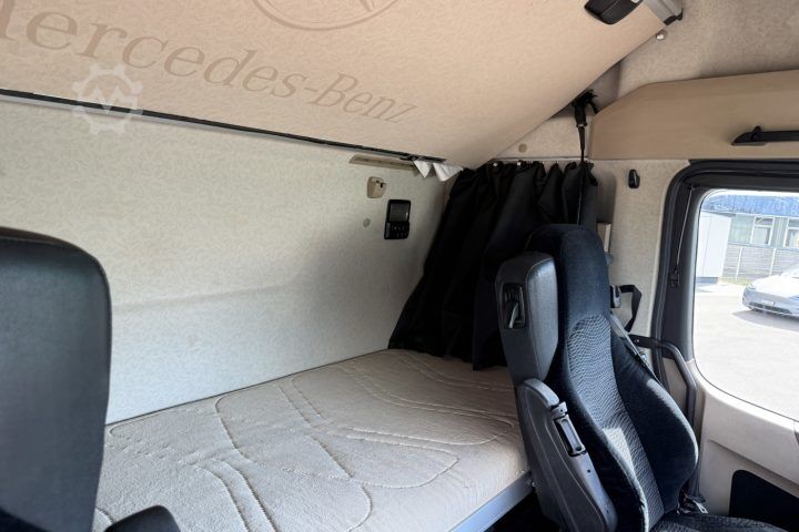 Wechselfahrgestell LKW Mercedes-Benz Actros 1842 BDF / Swiss-Vehicle