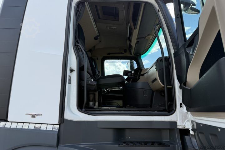 Wechselfahrgestell LKW Mercedes-Benz Actros 1842 BDF / Swiss-Vehicle