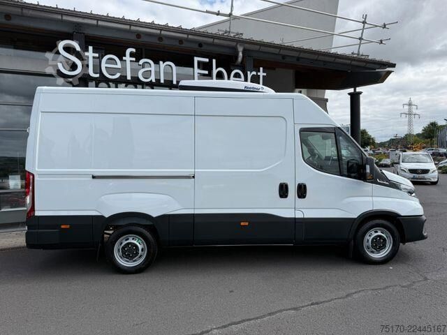Refrigerated/frozen transport Iveco Daily 35S16HA8 V Kühlkastenwagen *R 3520 mm*Navi