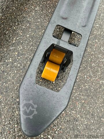 Electric Pallet Trucks EP Equipment EPL154