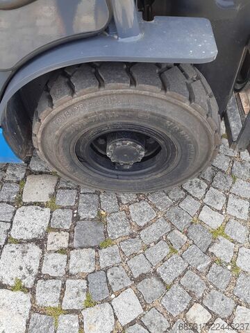 Electric - 4 wheels Toyota 8FGF25-67157