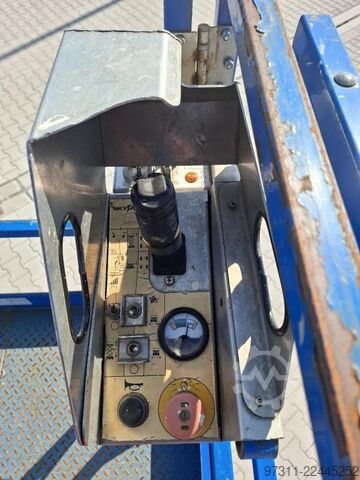 Scherenhebebühne SkyJack SJ6832 RTE