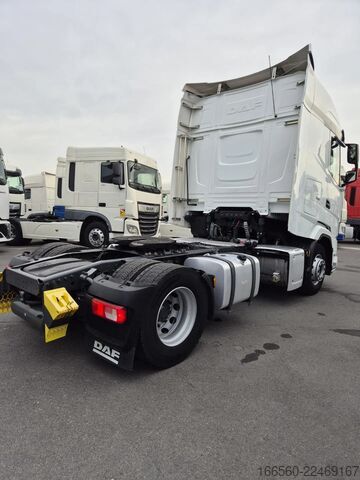 Standard-Traktor DAF XG 480 FT