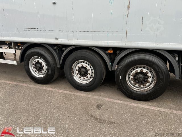 Auflieger mit Walkingfloor KRAKER CF-Z*Walkingfloor*Liftachse*89m³*BPW*Smart Board