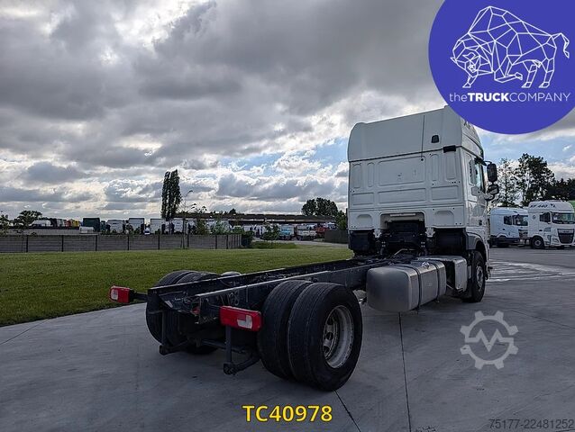 Chassis with cab DAF XF 450