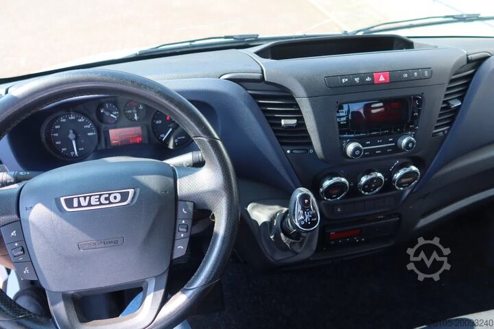 Car transporter Iveco Daily 40 C 18 Luchtvering 3.0 L motor Tijhof Op...