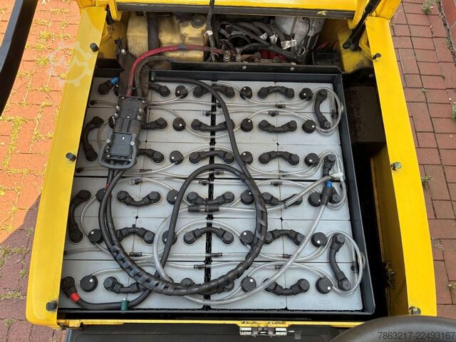 Elektro 3 Rad-Stapler Hyster J 2.0 XNT LWB