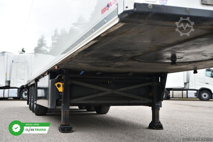 Reefer semitrailer SCHMITZ CARGOBULL SKO FP 60 Carrier Vector 1550