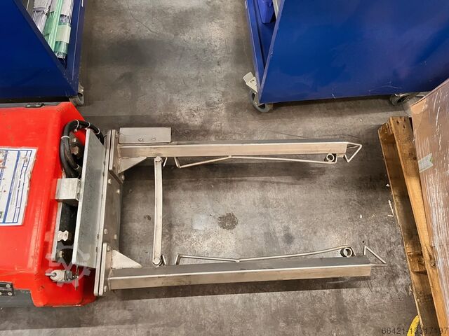 Industrial truck for pulling loads Expresso Maxi-Mover