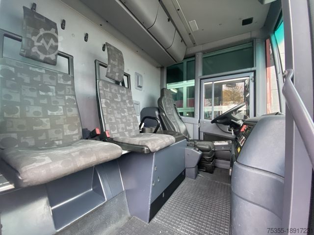 Garbage truck MERCEDES-BENZ Econic 2633 PLATZ Mülltonnenwaschanlage