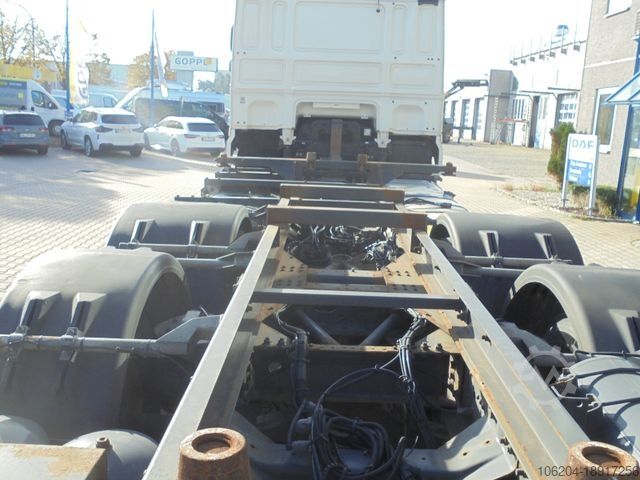 Wechselfahrgestell LKW DAF XF460 FAR SSC BDF Intarder 1220mm AHK