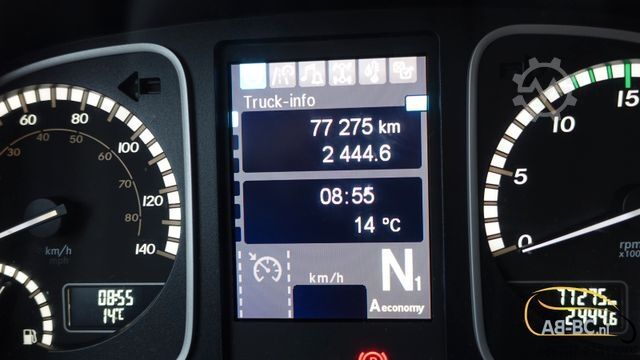 Motor coach MERCEDES-BENZ Tourer 39 Sitze EURO 6