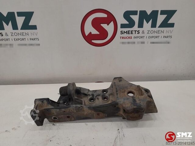 Chassis part Volvo Occ frame uitbreidingsbeugel links vooraan Volvo