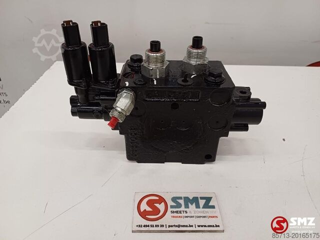 Hydraulic system Caterpillar Valve control Caterpillar