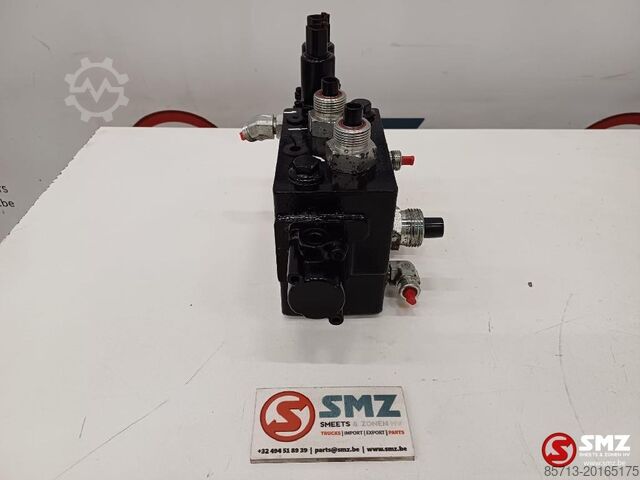 Hydraulic system Caterpillar Valve control Caterpillar