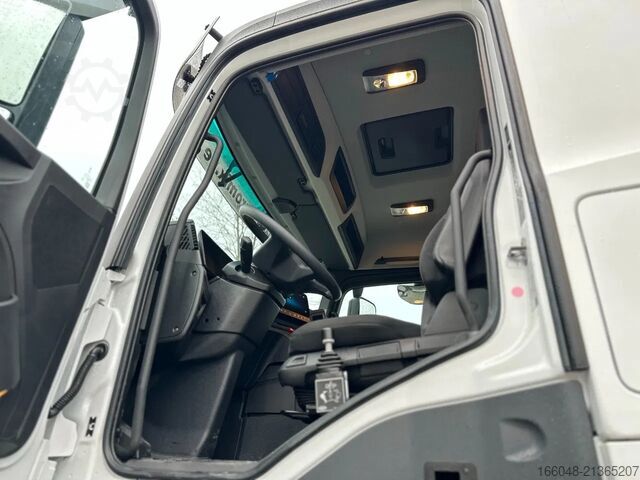 Kipper Mercedes-Benz Arocs 4145 Mercedes-Benz AROCS 5 4145 8X4 E6e E...