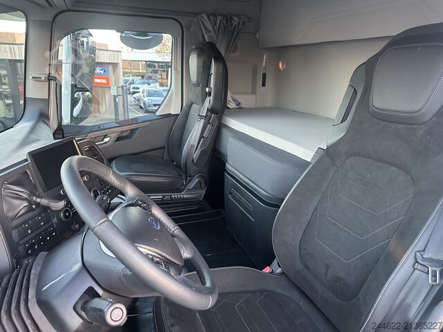 Standard tractor unit Ford F-Max - Full lease 2000€* ex BTW/maand