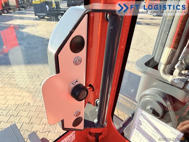 4-way forklift Combilift C3000GST TRIPLEX 8300 FREE-LIFT NEW TIRE