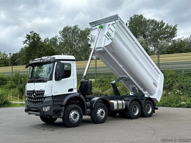 Tipper Mercedes-Benz Arocs 4142 Mercedes-Benz 4142 8X4 Mulden- Kippe...