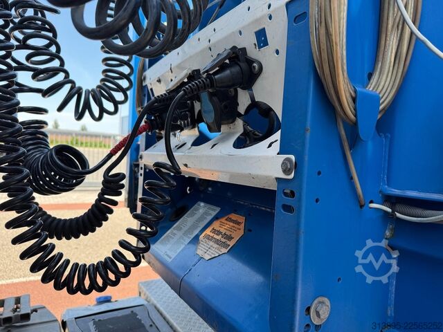 Curtain sided Krone Coil, Hebe- Lift Dach/Roof, Alu Bords, Ice-Prot...