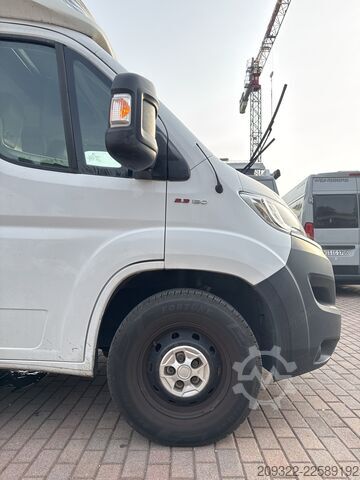 Wohnmobil LKW 2019 Fiat Ducato Weinsberg Carasuite | Cambio Manuale |