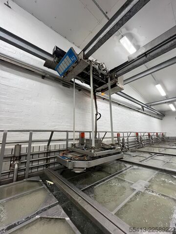 Lakebehälter mit Gestellen APV Brine Vats