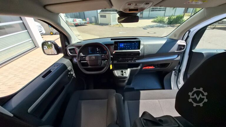 Kleinbus Citroën SpaceTourer Opel Zafira Plus M 9 Sitzer