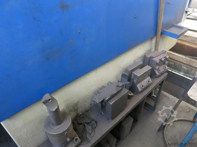 Vertical Turret Lathe - Single Column DÖRRIES VCE 100