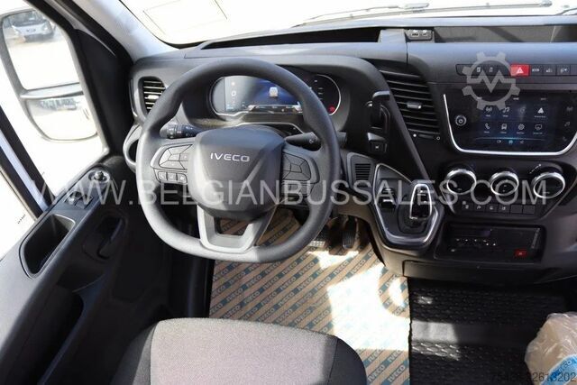 Minibus Iveco Daily line / Vendor / A65C18 / Airco / Automati...