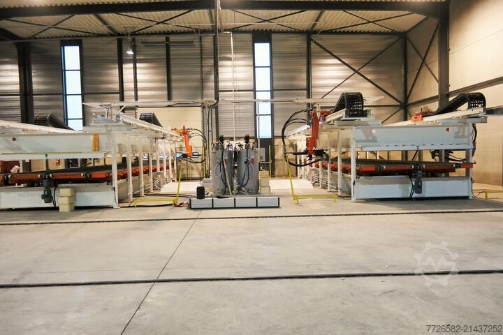 Advanced PU Injection Wall System KraussMaffei 125/33 single daylicht