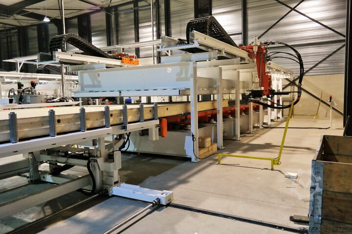 Advanced PU Injection Wall System KraussMaffei 125/33 single daylicht