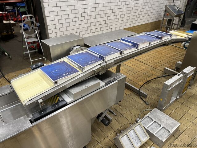 Slicing & packing line CFS Uni-Slicer Variovac