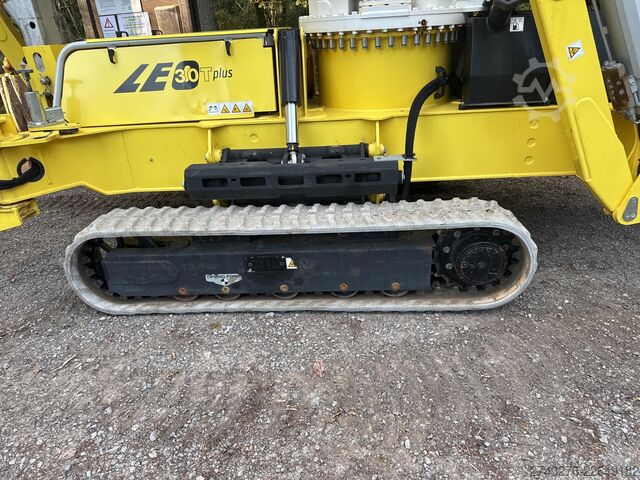 Crawler work platform Teupen LEO30Tplus