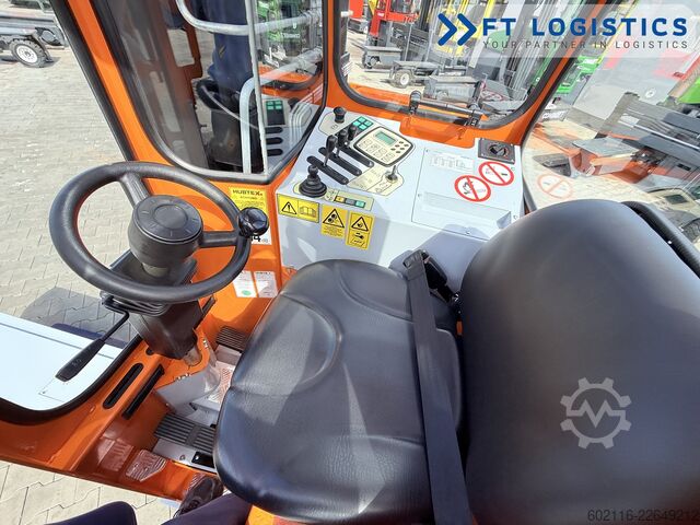 4-way forklift Hubtex DQ40D DIESEL TRIPLEX 6500 FREE-LIFT TOP1