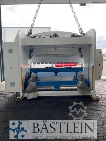 Press brake FARINA PFO 130/30